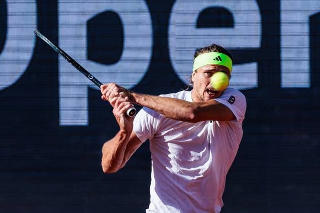 BMW Open München ATP, Tennis Herren 500; 19.04.2025 Alexander Zverev (Deutschland) im Match gegen Fabian Marozsan (Ungarn), Halbfinale BMW Open by Bitpanda München ATP 500: Tag 8, München, MTTC Iphitos am 19.04.2025 Copyright: xBEAUTIFULxSPORTS Wunderlx