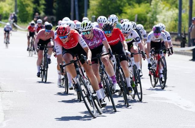19.04.2025 44.GP Osterhas 2025. Frauen.Alessandra Keller Team Thoemus Maxon (SUI) hinten Linda Indergand (SUI) Team LIV