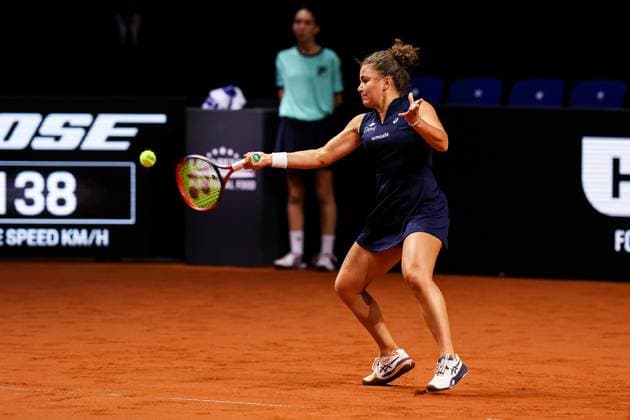 Im Bild Jasmine Paolini Coco Gauff USA vs Jasmine Paolini ITA GER, Porsche Tennis Grand Prix GP Stuttgart 2025, WTA500, 19.04.2025 GER, Porsche Tennis Grand Prix GP Stuttgart 2025, WTA500, 19.04.2025 Stuttgart Copyright: xEibner-Pressefoto RogerxBuerkex EP