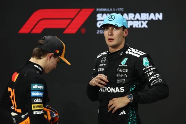 F1 Saudi Arabian Grand Prix 2025 Practice 3 And Qualifying Oscar Piastri of McLaren and George Russell of Mercedes after qualifying ahead of the Formula 1 Saudi Arabian Grand Prix at Jeddah Corniche Circuit in Jeddah, Saudi Arabia on April 19, 2025. Jeddah Saudi Arabia  Copyright: xJakubxPorzyckix originalFilename:porzycki-f1saudia250419_npdyX.jpg