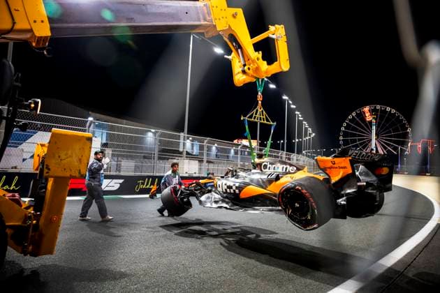 Formula 1 STC Saudi Arabian Grand Prix 2025 Alexis Perrin OVERTAKE MAXPPP - Jeddah 19 04 2025 04 NORRIS Lando (gbr), McLaren F1 Team, action crash during the Formula 1 STC Saudi Arabian Grand Prix 2025, the 5th round of the 2025 FIA Formula 1 World Championship, WM, Weltmeisterschaft on the Jeddah Corniche Circuit from April 17 to 20, 2025, in Jeddah, Saudi Arabia Jeddah Saudi Arabia  Copyright: xOVERTAKE MAXPPPxAlexisxPerrinx OVT202504204670 OVT202504204670