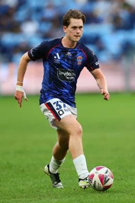 Lachlan Bayliss of Newcastle Jets dribbles the ball during the Australia A League match between Sydney FC and Newcastle Jets at Allianz Stadium, Sydney, Australia on 20 April 2025. Copyright: xPeterxDovganx 43060048