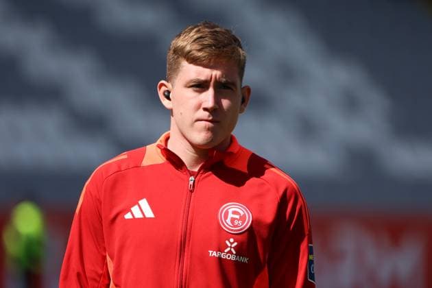 19.04.2025, Fussball, Herren, 2. Bundesliga, Saison 2024 2025, SV 07 Elversberg - Fortuna Düsseldorf, Isak Bergmann Johannesson (Fortuna Düsseldorf) Elversberg Ursapharm-Arena an der Kaiserlinde Saarland Deutschland (DE) *** 19 04 2025, Football, Men, 2 Bundesliga, Season 2024 2025, SV 07 Elversberg Fortuna Düsseldorf, Isak Bergmann Johannesson Fortuna Düsseldorf Elversberg Ursapharm Arena an der Kaiserlinde Saarland Germany EN Copyright: xFabianxKleerx
