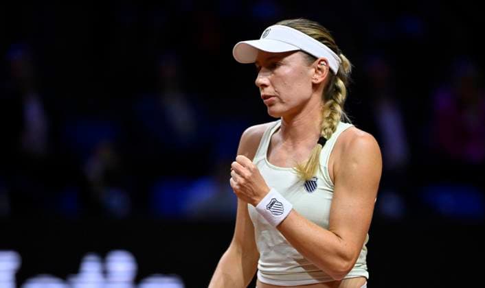 Ekaterina Alexandrova (RUS) Jubel, Freude, Emotion, emotional, jubelt, Glueck, gluecklich, Tennis Damen Porsche-Cup Porsche Tennis Grand Prix GP Stuttgart 2025 Porsche Arena 20.04.2024 DFL REGULATIONS PROHIBIT ANY USE OF PHOTOGRAPHS AS IMAGE SEQUENCES AND OR QUASI-VIDEO Tennis Damen Porsche-Cup Porsche Tennis Grand Prix GP Stuttgart 2025