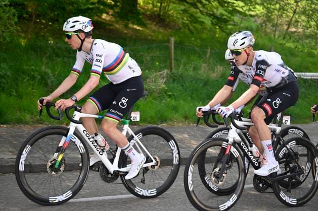 Amstel Gold Race 2025 cycling race VALKENBURG, THE NETHERLANDS - APRIL 20 : Pogacar Tadej (SLO) of UAE Team Emirates, Sivakov Pavel (FRA) of UAE Team Emirates during the Men Elite UCI World Tour 59th Amstel Gold Race cycling race with start in Maastricht and finish in Valkenburg (255,9 km) on April 20, 2025 in Valkenburg, The Netherlands, 20 04 2025 ( Motordriver Kenny Verfaillie & Valkenburg The Netherlands  Copyright: xNicoxVereeckenx