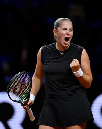 Jelena Ostapenko (LAT) Jubel, Freude, Emotion, emotional, jubelt, Glueck, gluecklich, Tennis Damen Porsche-Cup Porsche Tennis Grand Prix GP Stuttgart 2025 Porsche Arena 20.04.2024 DFL REGULATIONS PROHIBIT ANY USE OF PHOTOGRAPHS AS IMAGE SEQUENCES AND OR QUASI-VIDEO Tennis Damen Porsche-Cup Porsche Tennis Grand Prix GP Stuttgart 2025