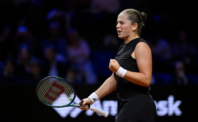 Jelena Ostapenko (LAT) Jubel, Freude, Emotion, emotional, jubelt, Glueck, gluecklich, Tennis Damen Porsche-Cup Porsche Tennis Grand Prix GP Stuttgart 2025 Porsche Arena 20.04.2024 DFL REGULATIONS PROHIBIT ANY USE OF PHOTOGRAPHS AS IMAGE SEQUENCES AND OR QUASI-VIDEO Tennis Damen Porsche-Cup Porsche Tennis Grand Prix GP Stuttgart 2025