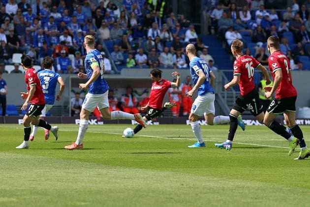 20.04.2025, xrekx, Fussball 2.Bundesliga, SV Darmstadt 98 - Hannover 96 v.l. Clemens Riedel (SV Darmstadt 98) Sei Muroya (Hannover 96) (DFL DFB REGULATIONS PROHIBIT ANY USE OF PHOTOGRAPHS as IMAGE SEQUENCES and or QUASI-VIDEO) Darmstadt