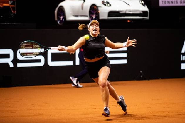 Im Bild Jelena Ostapenko Halbfinale Ekaterina Alexandrova vs Jelena Ostapenko LAT GER, Porsche Tennis Grand Prix GP Stuttgart 2025, WTA500, 20.04.2025 GER, Porsche Tennis Grand Prix GP Stuttgart 2025, WTA500, 20.04.2025 Stuttgart Copyright: xEibner-Pressefoto RogerxBuerkex EP