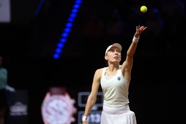 Ekaterina Alexandrova. xettx, Deutschland, Stuttgart, 20.04.2025, Tennis, Porsche Tennis Grand Prix, 2025, Halbfinale, E.Alexandrova - J.Ostapenko, Porsche Arena Foto: A2 Bildagentur Peter Hartenfelser
