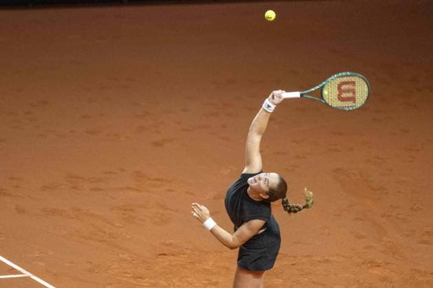 Jelena Ostapenko (LAT). xettx, Deutschland, Stuttgart, 20.04.2025, Tennis, Porsche Tennis Grand Prix, 2025, Halbfinale, E.Alexandrova - J.Ostapenko, Porsche Arena Foto: A2 Bildagentur Peter Hartenfelser