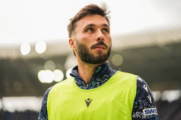 2. Fussball Bundesliga, Karlsruher SC - SpVgg Greuther Fürth, 20.04.2025 Fabian Schleusener (Karlsruher SC 24) 2. Fussball Bundesliga, Karlsruher SC - SpVgg Greuther Fürth; BBBank Wildpark Karlsruhe, 20.04.2025 DFB DFL REGULATIONS PROHIBIT ANY USE OF PHOTOGRAPHS AS IMAGE SEQUENCES AND OR QUASI-VIDEO.