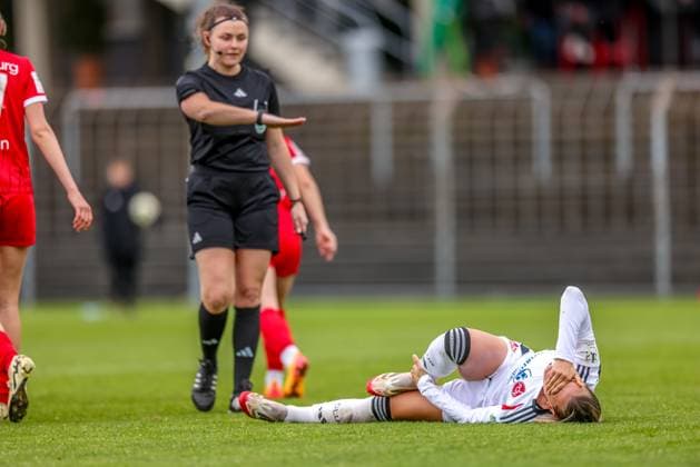 GER, Freiburg, SC Freiburg II vs FC Nürnberg, 2. Frauen Bundesliga, Fussball, DFB, Spielzeit 2024 2025, Möslestadion, 22. Spieltag, im Bild : Medina DeÅ¡ić (FC Nürnberg 10) DFB DFL REGULATIONS PROHIBIT ANY USE OF PHOTOGRAPHS AS IMAGE SEQUENCES AND OR QUASI-VIDEO, 20.04.2025, Copyright: HMBxMedia HendrikxHamelau