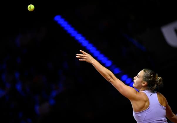 Aryna Sabalenka (BLR) Aktion Aufschlag Tennis Damen Porsche-Cup Porsche Tennis Grand Prix GP Stuttgart 2025 Porsche Arena 20.04.2024 DFL REGULATIONS PROHIBIT ANY USE OF PHOTOGRAPHS AS IMAGE SEQUENCES AND OR QUASI-VIDEO Tennis Damen Porsche-Cup Porsche Tennis Grand Prix GP Stuttgart 2025