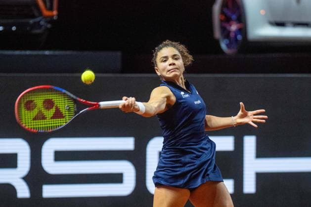 Jasmin Paolini (ITA). xettx, Deutschland, Stuttgart, 20.04.2025, Tennis, Porsche Tennis Grand Prix, 2025, Halbfinale, A.Sabalenka - J.Paolini (ITA), Porsche Arena Foto: A2 Bildagentur Peter Hartenfelser