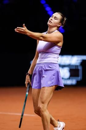 Im Bild Aryna Sabalenka Halbfinale Aryna Sabalenka vs Jasmine Paolini ITA GER, Porsche Tennis Grand Prix GP Stuttgart 2025, WTA500, 20.04.2025 GER, Porsche Tennis Grand Prix GP Stuttgart 2025, WTA500, 20.04.2025 Stuttgart Copyright: xEibner-Pressefoto RogerxBuerkex EP