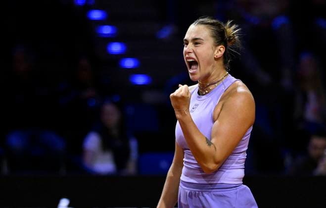 Aryna Sabalenka (BLR) Jubel, Freude, Emotion, emotional, jubelt, Glueck, gluecklich, nach Matchgewinn und Einzug ins Finale Gestik Geste Tennis Damen Porsche-Cup Porsche Tennis Grand Prix GP Stuttgart 2025 Porsche Arena 20.04.2024 DFL REGULATIONS PROHIBIT ANY USE OF PHOTOGRAPHS AS IMAGE SEQUENCES AND OR QUASI-VIDEO Tennis Damen Porsche-Cup Porsche Tennis Grand Prix GP Stuttgart 2025
