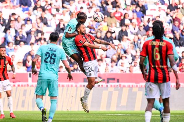 FOOTBALL : OGC Nice vs Angers SCO - ligue 1 - 20 4 25 Nice™s forward 24 Gaetan Laborde and Angers™s defender 3 Jacques EkomiÃ - French L1 football match between OGC Nice (OGCN) and Angers SCO at Allianz Riviera stadium of Nice, on April 20, 2025. NICEFrance  Copyright: xfredxDIDES psnewzx
