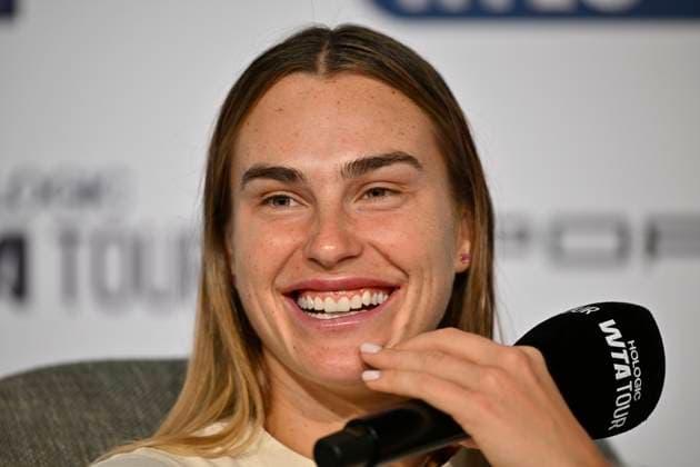 Sport Bilder des Tages Aryna Sabalenka (BLR) Portrait Pressekonferenz PK im Interview Mikrofon Mikro Logo WTA, Tennis Damen Tennis Damen Porsche-Cup Porsche Tennis Grand Prix GP Stuttgart 2025 Porsche Arena 20.04.2024 DFL REGULATIONS PROHIBIT ANY USE OF PHOTOGRAPHS AS IMAGE SEQUENCES AND OR QUASI-VIDEO Tennis Damen Porsche-Cup Porsche Tennis Grand Prix GP Stuttgart 2025