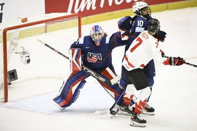 Goalkeeper Aerin Frankel and Laila Edwards of USA and Laura Stacey of Canada during the IIHF Women s Ice hockey, Eishockey World Championship, WM, Weltmeisterschaft final match between USA and Canada in Ceske Budejovice, Czechia, on April 20, 2025. Ceske Budejovice Czechia LKFTFX20250420202858LIFA  Copyright: xEmmixKorhonenx LKFTFX20250420202858LIFA