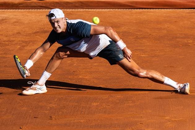 April 20, 2025, Barcelona, Barcelona, Spain: Holger Rune of Denmark during the final between Carlos Alcaraz of Spain on Barcelona Open Banc Sabadell Trofeo Conde de Godo on April 20, 2025 in Barcelona, Spain. Barcelona Spain - ZUMAs316 20250420_znp_s316_077 Copyright: xMartixSeguraxRamonedax