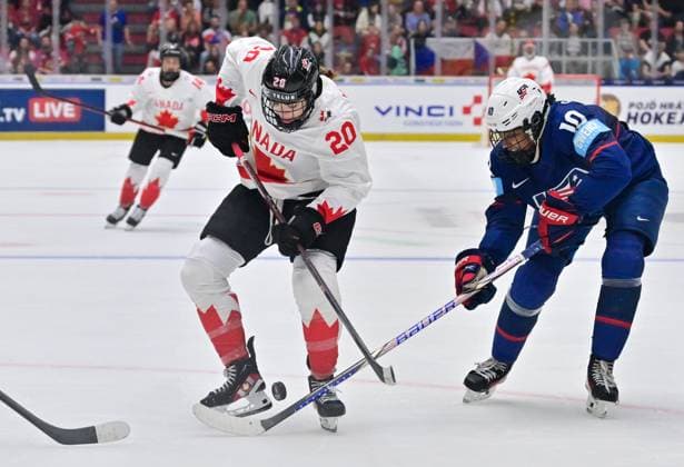 Sarah Nurse of Canada, left, and Laila Edwards of USA in action during the Ice hockey, Eishockey IIHF WomenÂ s World Championship, WM, Weltmeisterschaft the gold medal match USA vs Canada, Ceske Budejovice, Czech Republic, April 20, 2025. (CTKxPhoto VaclavxPancer) CTKPhotoP2025042005149  CTKPhotoP2025042005149