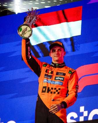 F1 - SAUDI ARABIAN GRAND PRIX 2025 PIASTRI Oscar (aus), McLaren F1 Team MCL39, portrait during the Formula 1 STC Saudi Arabian Grand Prix 2025, 5th round of the 2025 FIA Formula One World Championship, WM, Weltmeisterschaft from April 18 to 20, 2025 on the Jeddah Corniche Circuit, in Jeddah, Saudi Arabia - JeddahSaudi Arabia  Copyright: xFLORENTxGOODENx
