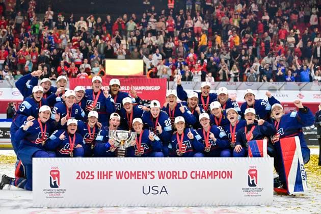 US players with trophy celebrate after winning the Ice hockey, Eishockey IIHF WomenÂ s World Championship, WM, Weltmeisterschaft the gold medal match USA vs Canada, Ceske Budejovice, Czech Republic, April 20, 2025. (CTKxPhoto VaclavxPancer) CTKPhotoP2025042005775  CTKPhotoP2025042005775
