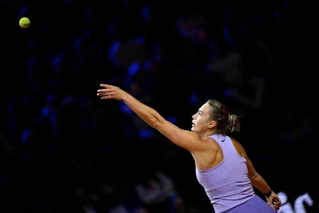 Aryna Sabalenka (BLR) Aktion Aufschlag Tennis Damen Porsche-Cup Porsche Tennis Grand Prix GP Stuttgart 2025 Porsche Arena 21.04.2024 DFL REGULATIONS PROHIBIT ANY USE OF PHOTOGRAPHS AS IMAGE SEQUENCES AND OR QUASI-VIDEO Tennis Damen Porsche-Cup Porsche Tennis Grand Prix GP Stuttgart 2025