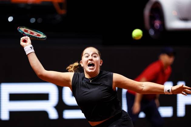 Im Bild Jelena Ostapenko Finale Aryna Sabalenka vs Jelena Ostapenko LAT GER, Porsche Tennis Grand Prix GP Stuttgart 2025, WTA500, 21.04.2025 GER, Porsche Tennis Grand Prix GP Stuttgart 2025, WTA500, 21.04.2025 Stuttgart Copyright: xEibner-Pressefoto RogerxBuerkex EP
