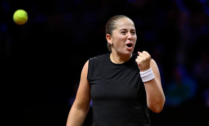 Jelena Ostapenko (LAT) Jubel, Freude, Emotion, emotional, jubelt, Glueck, gluecklich, Tennis Damen Porsche-Cup Porsche Tennis Grand Prix GP Stuttgart 2025 Porsche Arena 21.04.2024 DFL REGULATIONS PROHIBIT ANY USE OF PHOTOGRAPHS AS IMAGE SEQUENCES AND OR QUASI-VIDEO Tennis Damen Porsche-Cup Porsche Tennis Grand Prix GP Stuttgart 2025