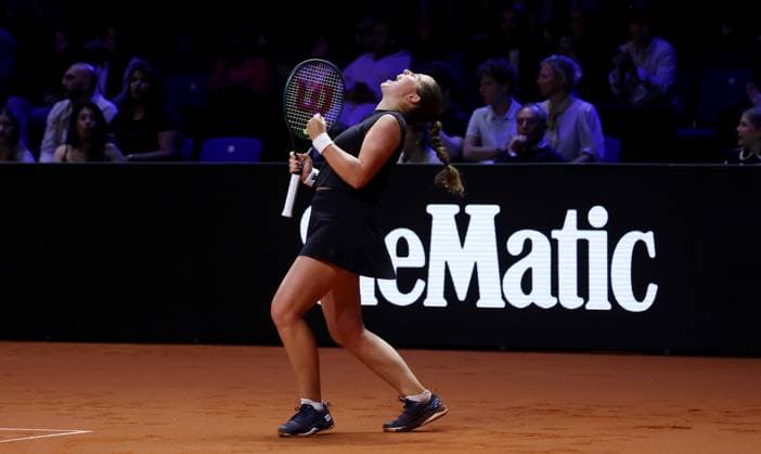 Stuttgart , Porsche Tennis Grand Prix Finale, Siegerin Jelena Ostapenko (LAT) jubelt über den Sieg