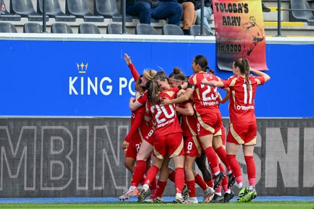 CUP FINAL STANDARD VS RSC ANDERLECHT Mariam Abdulai Toloba (7) of Standard pictured celebrating with teammates after scoring the 0-1 goal during a female soccer game between Standard Femina de Liege and RSC Anderlecht in the Belgian Cup Final competition , on Monday 21 April 2025 in Leuven , BELGIUM . PHOTO SPORTPIX Sevil Oktem Leuven BELGIUM  Copyright: xSevilxOktemx 20250421DC2_9993