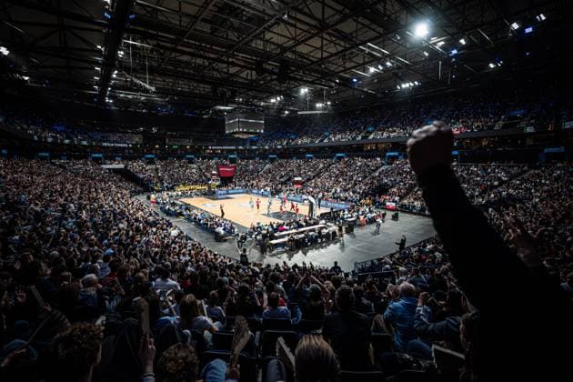 Basketball Männer Saison 2024 2025 easyCredit Basketball Bundesliga Veolia Towers Hamburg vs. FC Bayern Basketball 20.04.2025 Die ausverkaufte Barclaysarena 12015 Fans Arena Totale Hamburg Barclaysarena Hamburg Deutschland