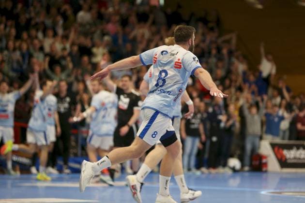 21.04.2025, Herren, Handball, Saison 2024 2025, 2. Handball-Bundesliga, 28. Spieltag: TV Grosswallstadt - TSV GWD Minden Florian Eisentraeger ( 8, TV Grosswallstadt) bejubelt seinen Treffer zum 34:31 Elsenfeld Untermainhalle Bayern Deutschland