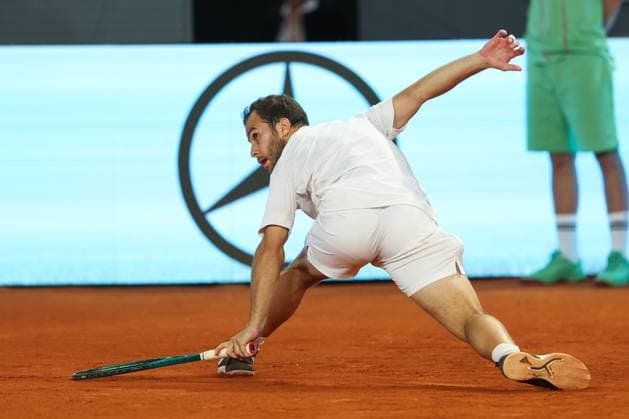 April 21, 2025, Madrid, Madrid, SPAIN: Hugo Gaston of France gestures against Yannick Hanfmann of Germany during the Mutua Madrid Open 2025, ATP, Tennis Herren Masters 1000 and WTA, Tennis Damen 1000, tennis tournament celebrated at Caja Magica on April 21, 2025 in Madrid, Spain. Madrid SPAIN - ZUMAa181 20250421_zaa_a181_225 Copyright: xIrinaxR.xHipolitox