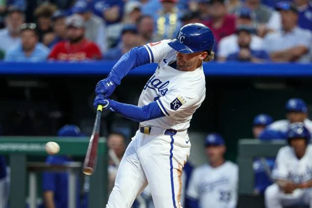 MLB, Baseball Herren, USA 2025: Rockies Vs Royals APR 22 April 22, 2025: Kansas City Royals right fielder Drew Waters (8) hits a solo home run against the Colorado Rockies during the sixth inning at Kauffman Stadium in Kansas City, MO. David Smith CSM (Credit Image: Â David Smith Cal Media) Kansas City Mo United States of America EDITORIAL USE ONLY Copyright: xx ZUMA-20250422_zma_c04_020.jpg DavidxSmithx csmphotothree377692