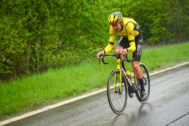 La Fleche Wallonne 2025 cycling race HUY, BELGIUM - APRIL 23 : Benoot Tiesj (BEL) of Team Visma - Lease a Bike in action during the Men Elite UCI 1.Pro 89th A.S.O. La Fleche Wallonne cycling race with start in Ciney and finish in Huy (205,2 km) on April 23, 2025 in Huy, Belgium, 23 04 2025 ( Motordriver Guy De Vuyst & Huy Belgium  Copyright: xTomasxSiskx