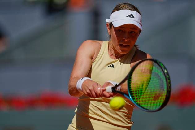 Mutua Madrid Open - Previews Katie Volynets during the match between Katie Volynets US player and Petra Kvitova Czech player of the Mutua Madrid Open 2025, ATP, Tennis Herren Masters 1000 and WTA, Tennis Damen 1000, tournament celebrates at Caja Magica on April 23, 2025 in Madrid, Spain. Madrid Spain  Copyright: xJosexBretonx originalFilename:bretonhernandez-mutuamad250423_npPjf.jpg
