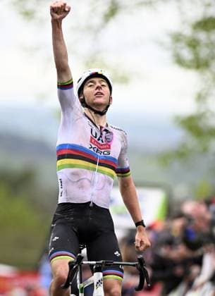 Slovenian Tadej Pogacar of UAE Team Emirates celebrates after winning the men s race of the La Fleche Wallonne , one day cycling race (Waalse Pijl - Walloon Arrow), 205,2 km from Ciney to Huy, Wednesday 23 April 2025. JASPERxJACOBS  x121648841x