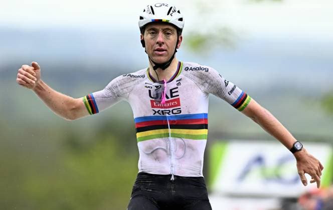 Slovenian Tadej Pogacar of UAE Team Emirates celebrates after winning the men s race of the La Fleche Wallonne , one day cycling race (Waalse Pijl - Walloon Arrow), 205,2 km from Ciney to Huy, Wednesday 23 April 2025. JASPERxJACOBS  x121651959x