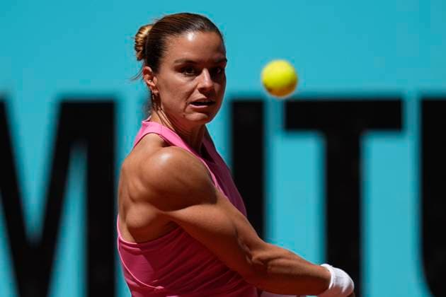 April 23, 2025, Madrid, Madrid, SPAIN: Maria Sakkari of Greece in action against Wang Xinyu of China during the Mutua Madrid Open 2025, ATP, Tennis Herren Masters 1000 and WTA, Tennis Damen 1000, tennis tournament celebrated at Caja Magica on April 23, 2025 in Madrid, Spain. Madrid SPAIN - ZUMAa181 20250423_zaa_a181_157 Copyright: xOscarxJ.xBarrosox