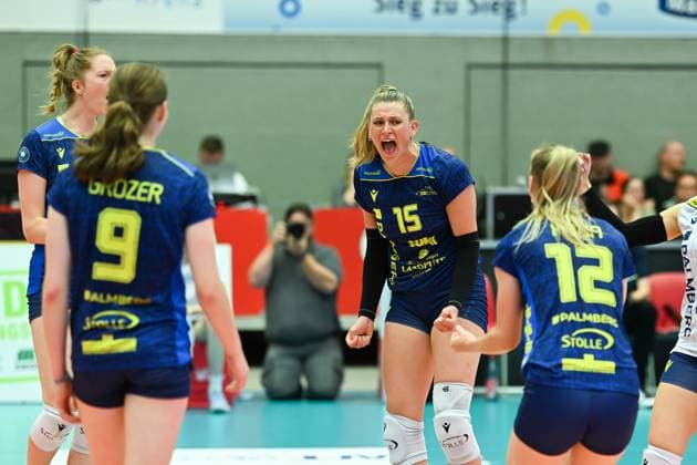 Elles Dambrink (SSC Palmberg Schwerin, 15) jubelt - Dresdner SC vs. SSC Palmberg Schwerin, 1. Volleyball Bundesliga Frauen, Spielzeit 2024 2025, 23.04.2025 Dresdner SC vs. SSC Palmberg Schwerin, 1. Volleyball Bundesliga Frauen, Spielzeit 2024 2025, 23.04.2025 Dresden Copyright: xEibner-Pressefoto xHoepnerx EP_PHR