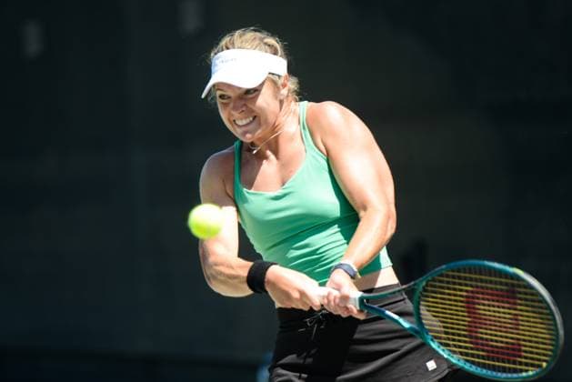 April 23, 2025, Charlottesville, Virginia, United States: Caty McNally of the United States in her first round match in the Boar s Head Resort Womens Open ITF tennis tournament in Charlottesville Virginia. She defeated K. Persson. Charlottesville United States - ZUMAl132 20250423_zap_l132_013 Copyright: xChristopherxLevyx