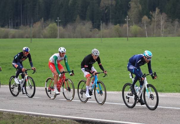 Tour des Alpes 2025 - UCI Cycling Race Tour of the Alps Pierre Teyssot MAXPPP ; Tour des Alpes 2025 - UCI Cycling Race Tour of the Alps. Sillian, Austria on April 24, 2025. Stage 4, 162.7 km from Sillian to Obertilliach. Fran Miholjevic leads a pack Pierre Teyssot Maxppp Sillian Sillian Tyrol Austria  Copyright: xMAXPPPxPierrexTeyssotx TPX29863 0814041650st