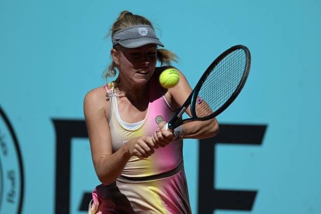 April 24, 2025, Madrid, Madrid, Spain: MAGDALENA FRECH of Poland during her match against JESSICA BOUZAS MANEIRO of Spain on Day Four of the Mutua Madrid Open at La Caja Magica. Madrid Spain - ZUMAd308 20250424_zsp_d308_007 Copyright: xJuanxCarlosxLucasx