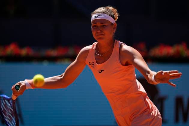 April 24, 2025, Madrid, Madrid, Spain: Marie Bouzkova of Czech Republic in action against Mirra Andreeva of Russia during the Mutua Madrid Open 2025, ATP, Tennis Herren Masters 1000 and WTA, Tennis Damen 1000 tennis tournament, celebrated at Caja Magica on April 24, 2025 in Madrid, Spain. Madrid Spain - ZUMAa181 20250424_zaa_a181_057 Copyright: xOscarxJ.xBarrosox