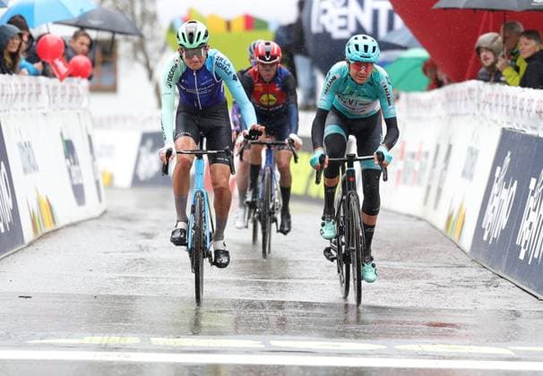 Tour des Alpes 2025 - UCI Cycling Race Tour of the Alps Pierre Teyssot MAXPPP ; Tour des Alpes 2025 - UCI Cycling Race Tour of the Alps. Obertilliach, Austria on April 24, 2025. Stage 4, 162.7 km from Sillian to Obertilliach. Left, Paul Seixas (FRA) Decathlon AG2R La Mondiale Pierre Teyssot Maxppp Obertilliach Obertilliach Tyrol Austria  Copyright: xMAXPPPxPierrexTeyssotx TEP64589 TEP64589