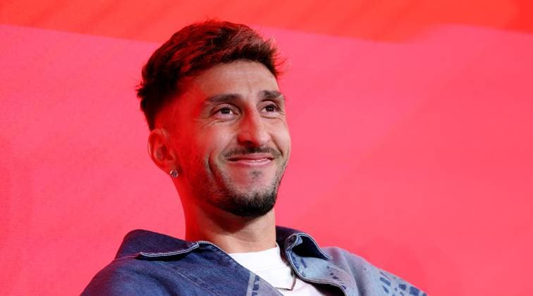 BAU 24.04.2025 Stuttgart Fußball Talk-Format Bundesliga trifft Basis , Atakan Karazor (Kapitän VfB Stuttgart)