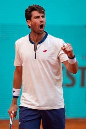 Mutua Madrid Open 2025 Cameron Norrie of Great Britain celebrates a point against Martin Landaluce of Spain during the first round match of the Mutua Madrid Open 2025 tournament celebrated at La Caja Magica on April 24, 2025 in Madrid, Spain. Madrid La Caja Magica Madrid Spain Copyright: xAlbertoxGardinx AGardin_20250424_Mutua_Madrid_Open_0174